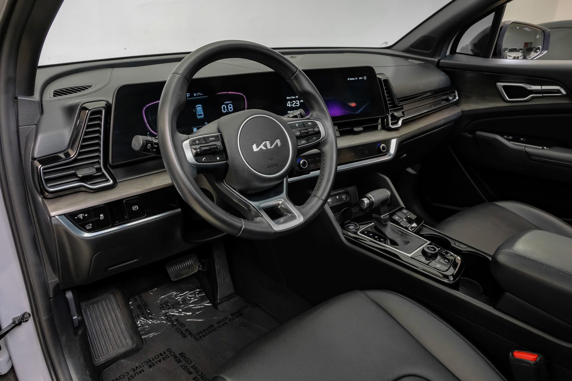 Used 2023 Kia Sportage X-Line w/ X-Line Premium Package image 3