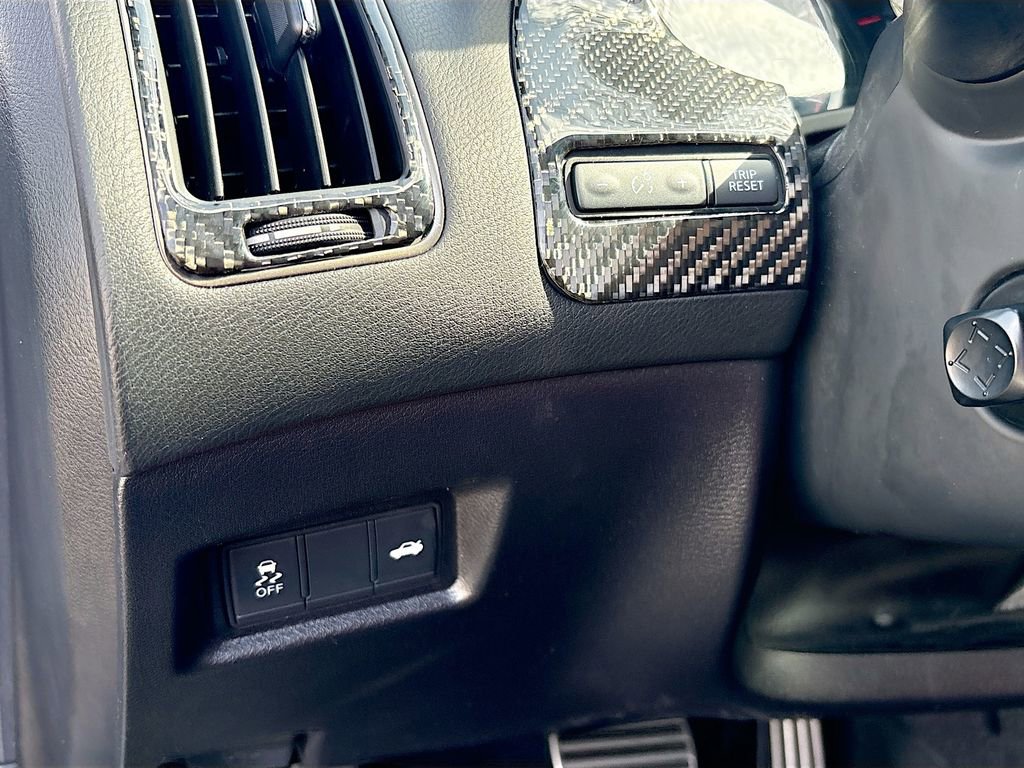 Used 2022 INFINITI Q50 Red Sport 400 w/ Carbon Fiber Package image 10