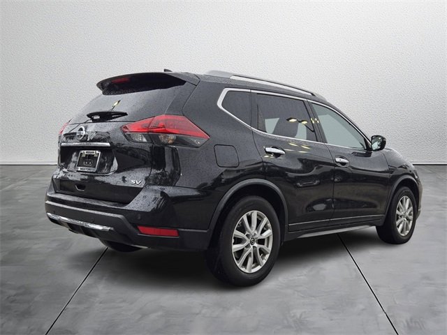 Used 2020 Nissan Rogue SV image 4