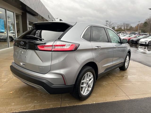 Used 2022 Ford Edge SEL image 20