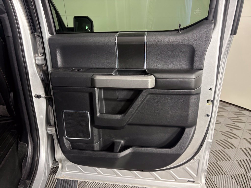 Used 2018 Ford F150 Platinum w/ Equipment Group 701A Luxury AWD/4WD image 60