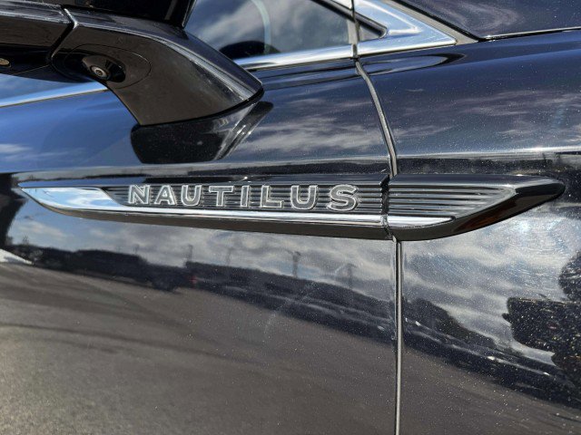 Used 2019 Lincoln Nautilus Black Label AWD/4WD image 10