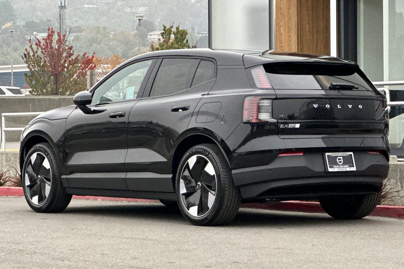 New 2026 Volvo EX30 Plus w/ Climate Package image 6