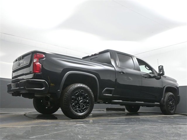 Used 2024 Chevrolet Silverado 2500 LTZ w/ LTZ Plus Package image 32