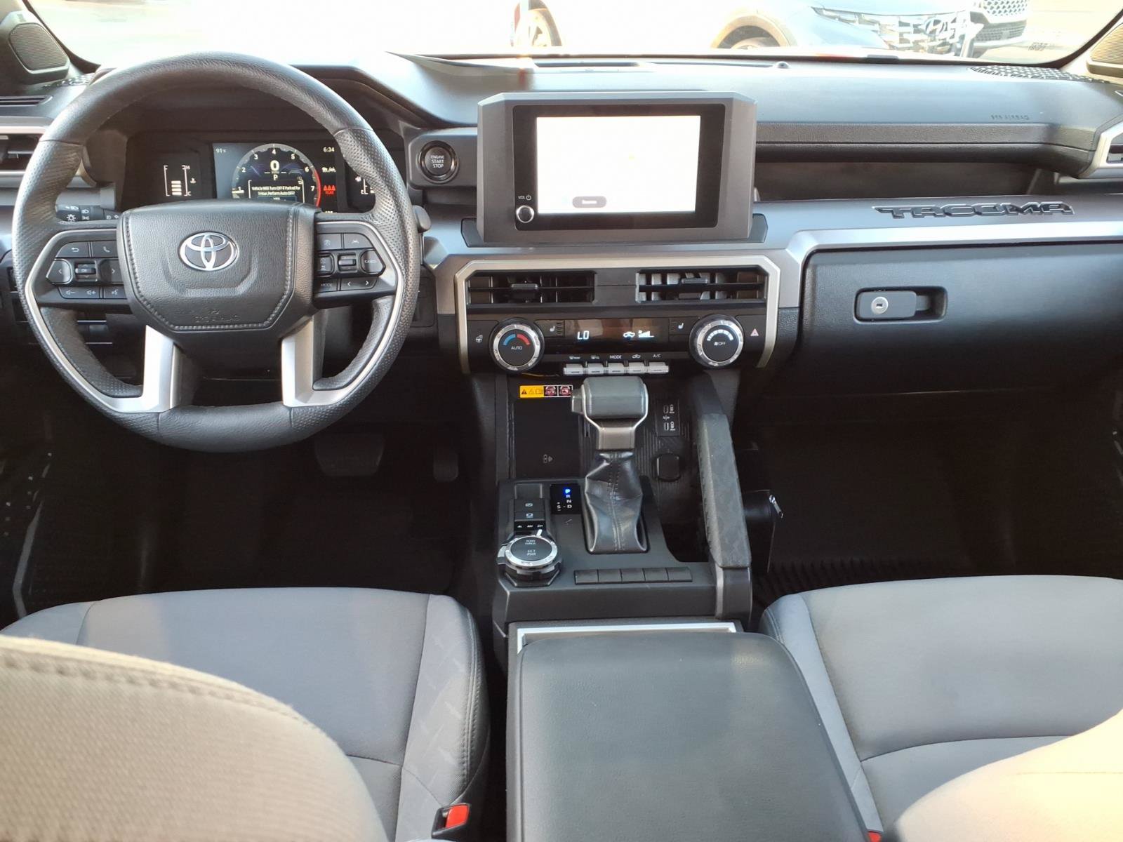 Certified 2025 Toyota Tacoma SR5 AWD/4WD image 11