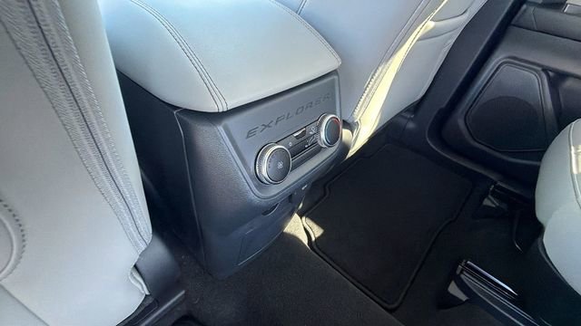New 2026 Ford Explorer Active w/ Active Comfort Package image 17