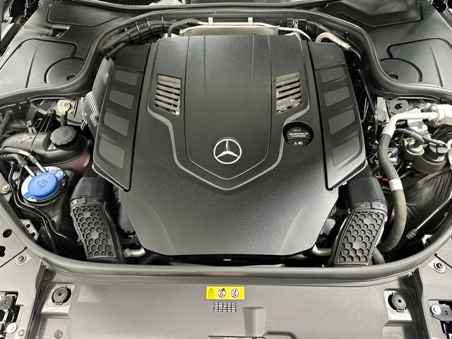Used 2020 Mercedes-Benz S 560 Sedan image 10