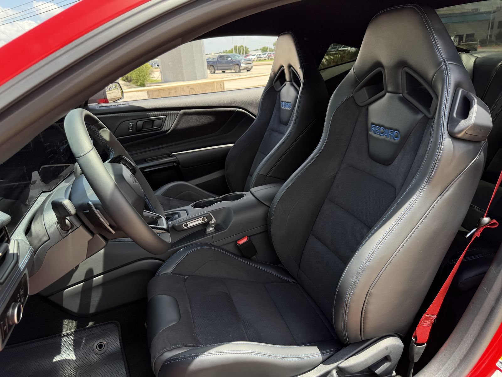 Used 2026 Ford Mustang Dark Horse RWD image 25