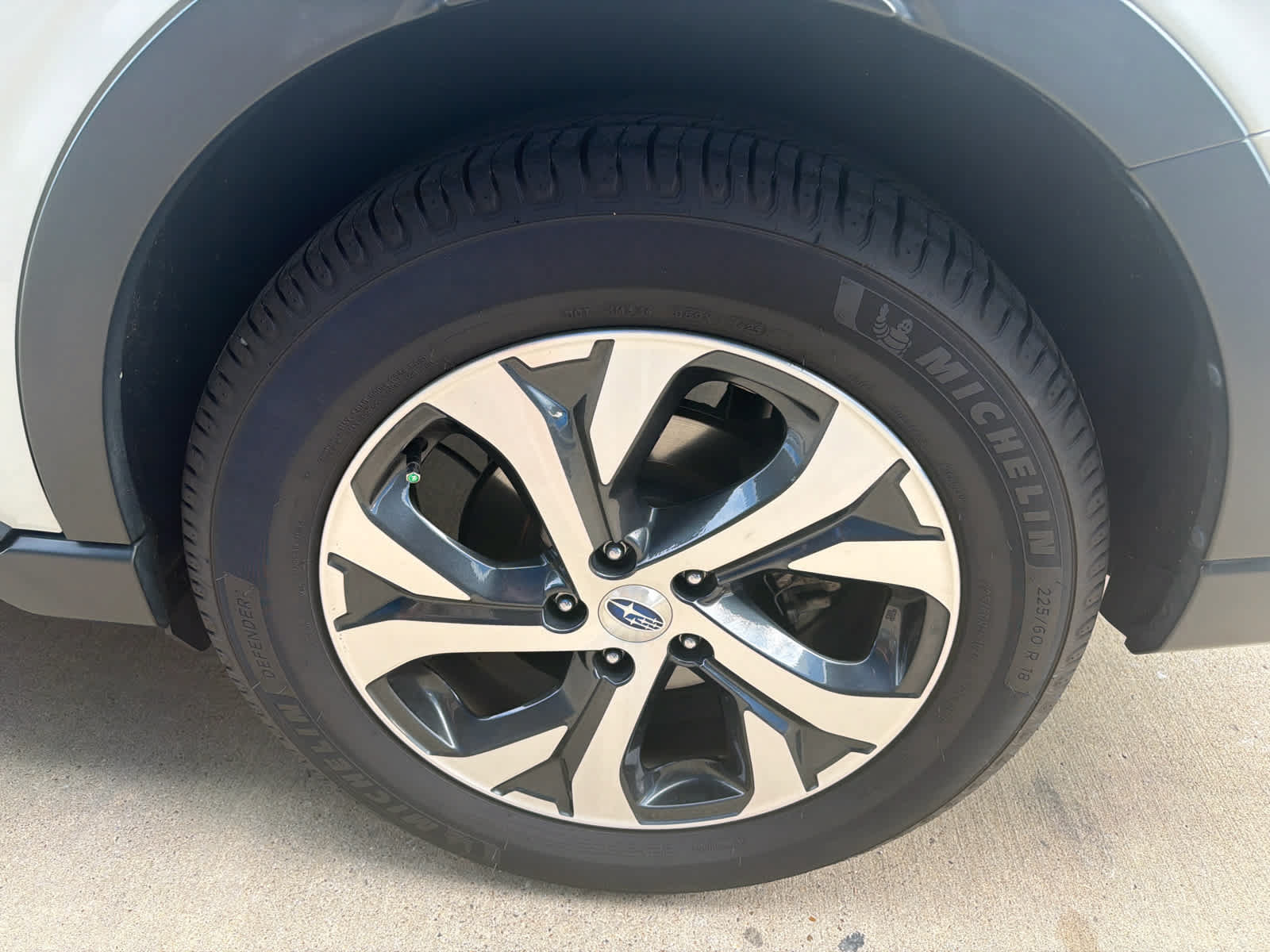 Used 2021 Subaru Outback Touring XT AWD/4WD image 12