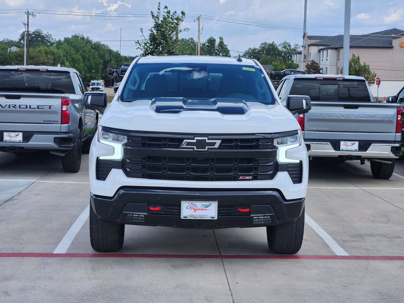 New 2026 Chevrolet Silverado 1500 LT Trail Boss w/ LT Trail Boss Premium Package AWD/4WD image 6