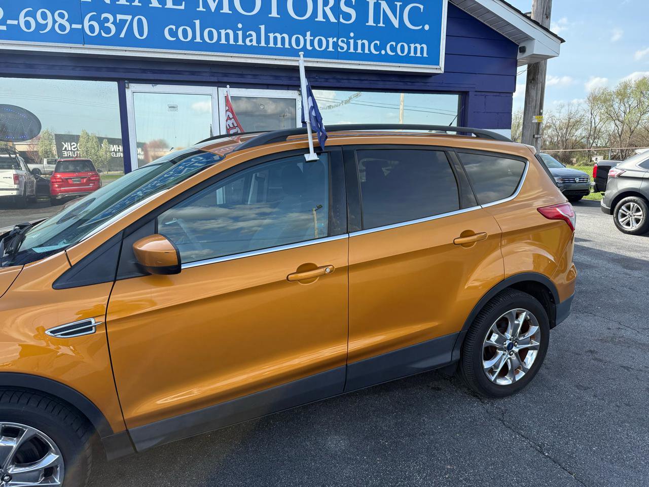 Used 2016 Ford Escape SE w/ Equipment Group 201A AWD/4WD image 2