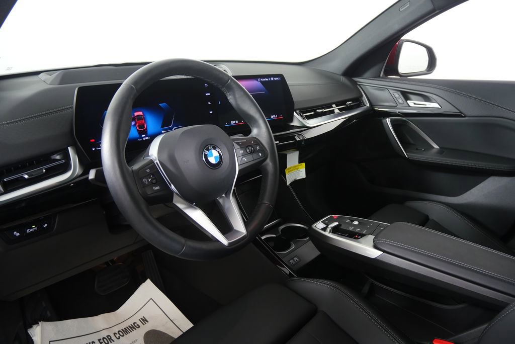 Certified 2025 BMW X2 xDrive28i AWD/4WD image 12