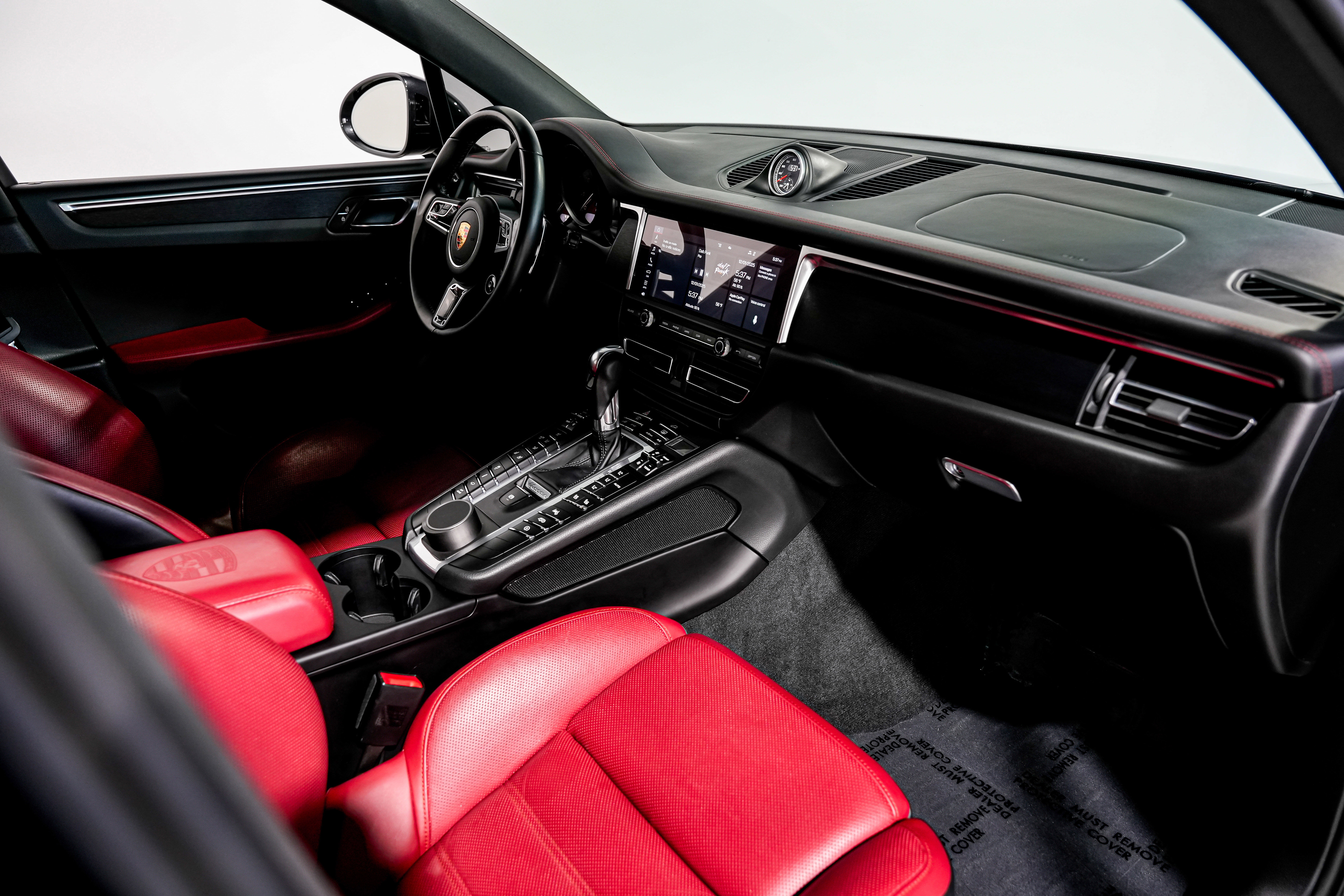 Used 2021 Porsche Macan GTS image 28