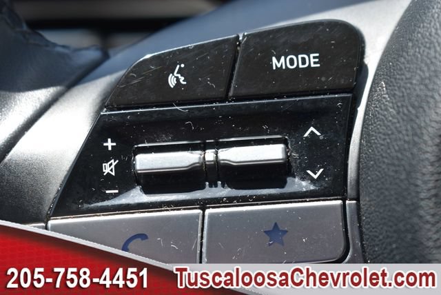 Used 2024 Hyundai Elantra Limited FWD image 32