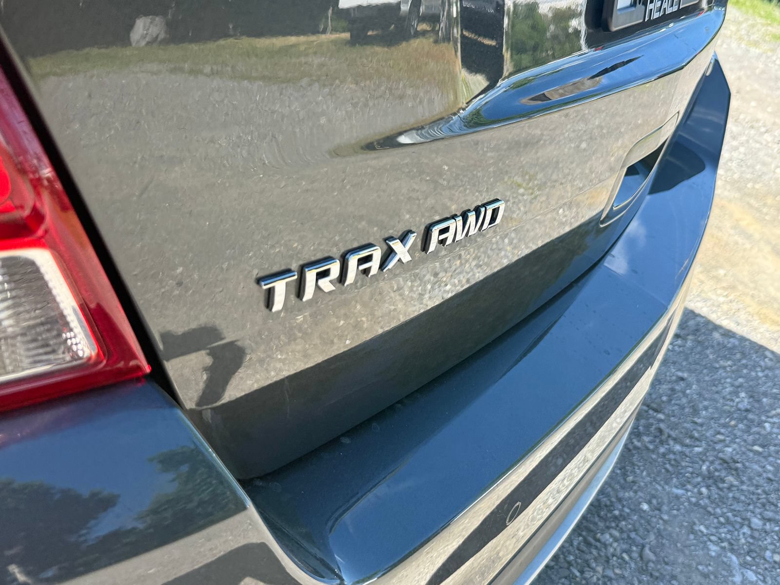 Certified 2020 Chevrolet Trax Premier AWD/4WD image 8