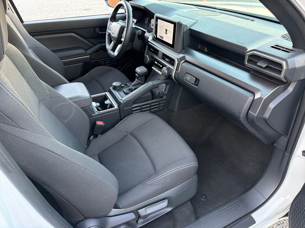 Used 2025 Toyota 4Runner SR5 image 30