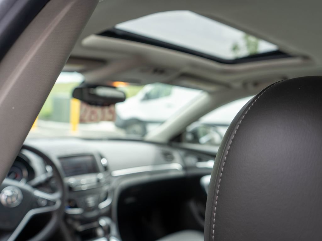Used 2014 Buick Regal Premium AWD/4WD image 14