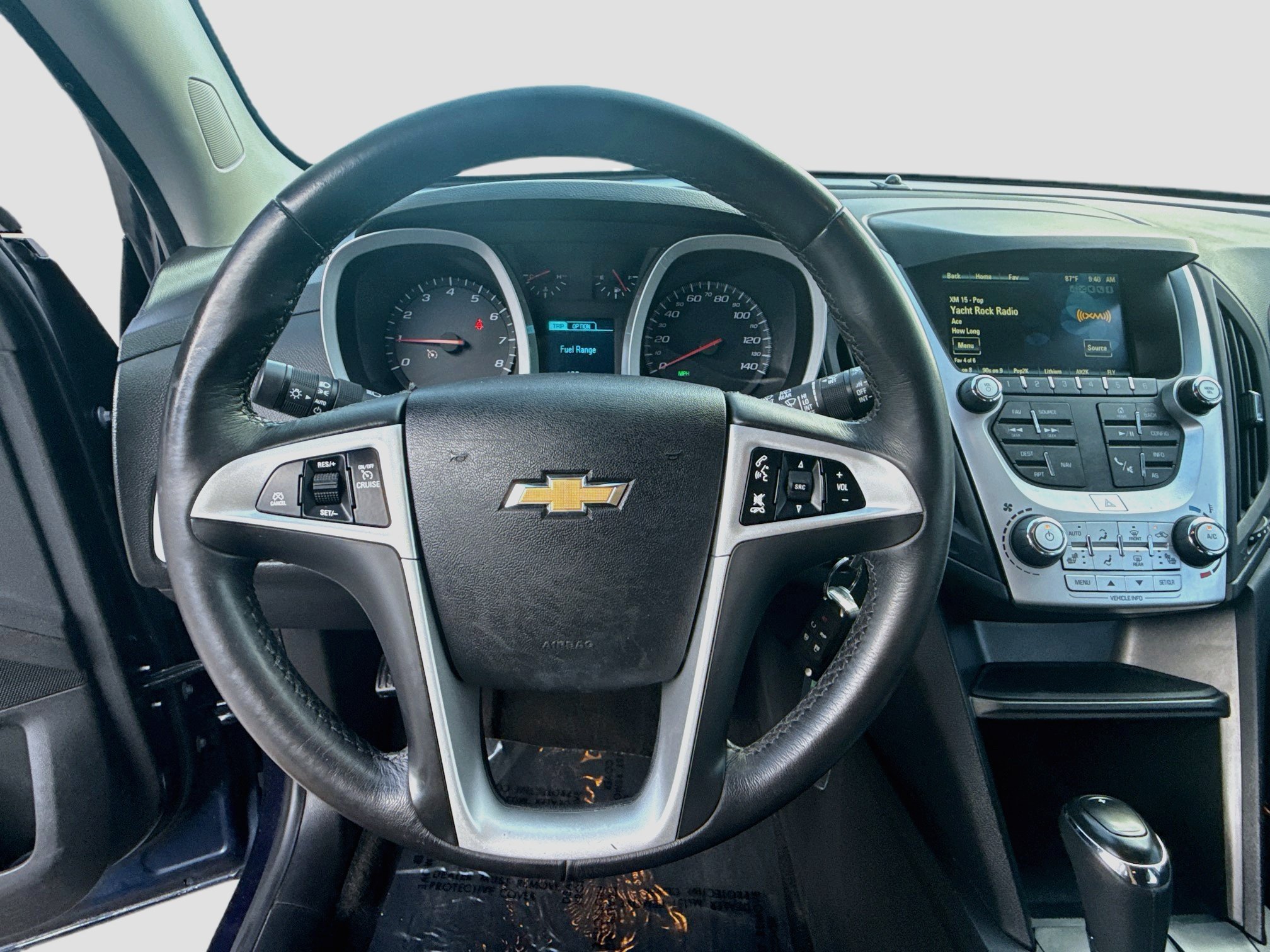 Used 2017 Chevrolet Equinox Premier w/ Enhanced Convenience Package FWD image 8