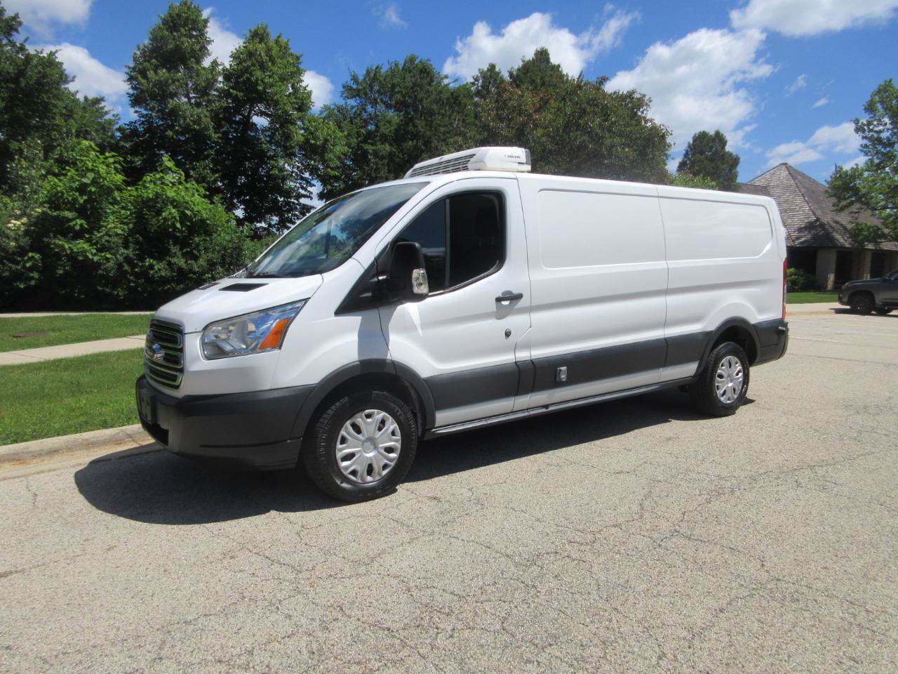 Used 2017 Ford Transit 250 148 Low Roof w/ Interior Upgrade Package RWD image 22