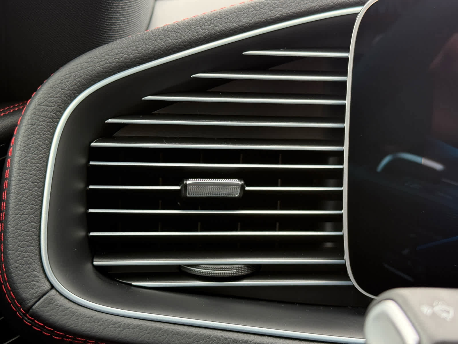 New 2026 Mercedes-Benz GLE 53 AMG AMG GLE 53 image 31