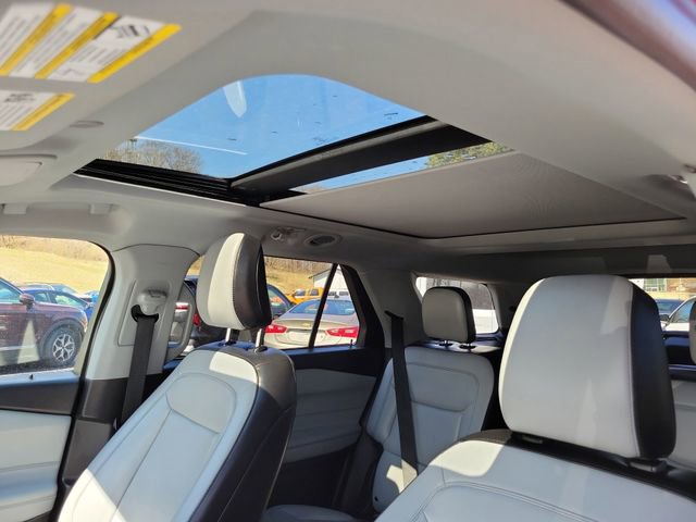 Used 2021 Ford Explorer XLT w/ Equipment Group 202A image 10