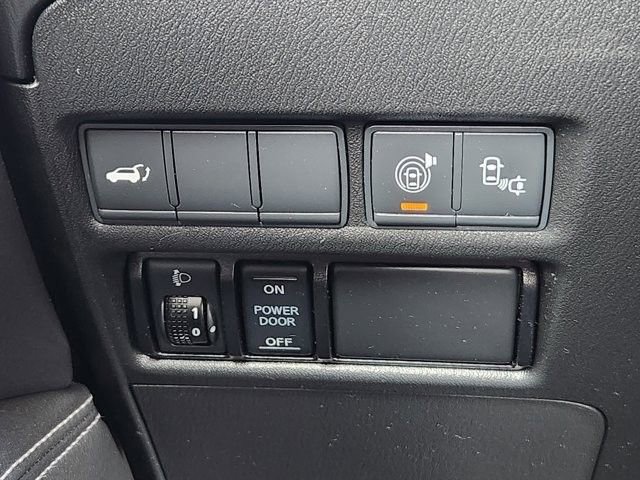 Used 2017 Nissan Armada SL w/ Technology Package image 20