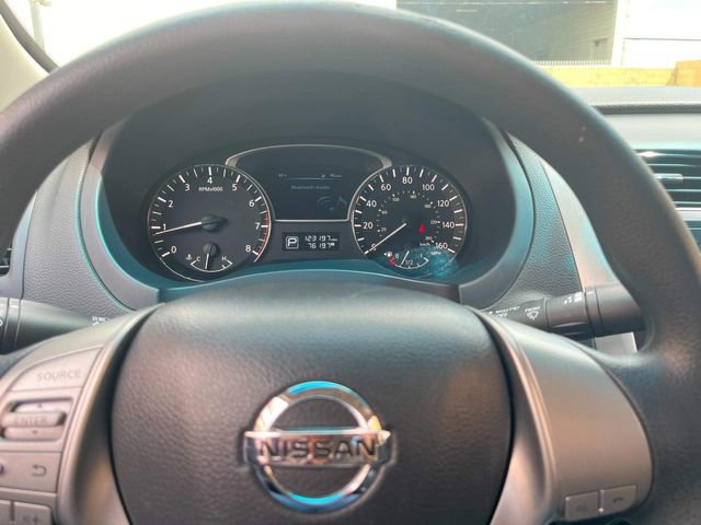 Used 2015 Nissan Altima 2.5 FWD image 17