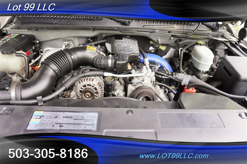 Used 2004 GMC Sierra 2500 SLT w/ Heavy-Duty Power Package AWD/4WD image 19