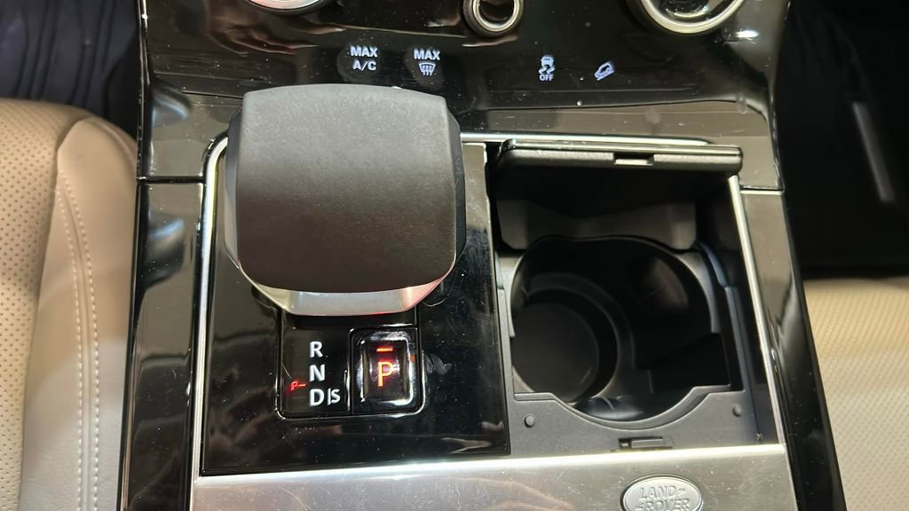 Used 2023 Land Rover Range Rover Velar R-Dynamic S image 20