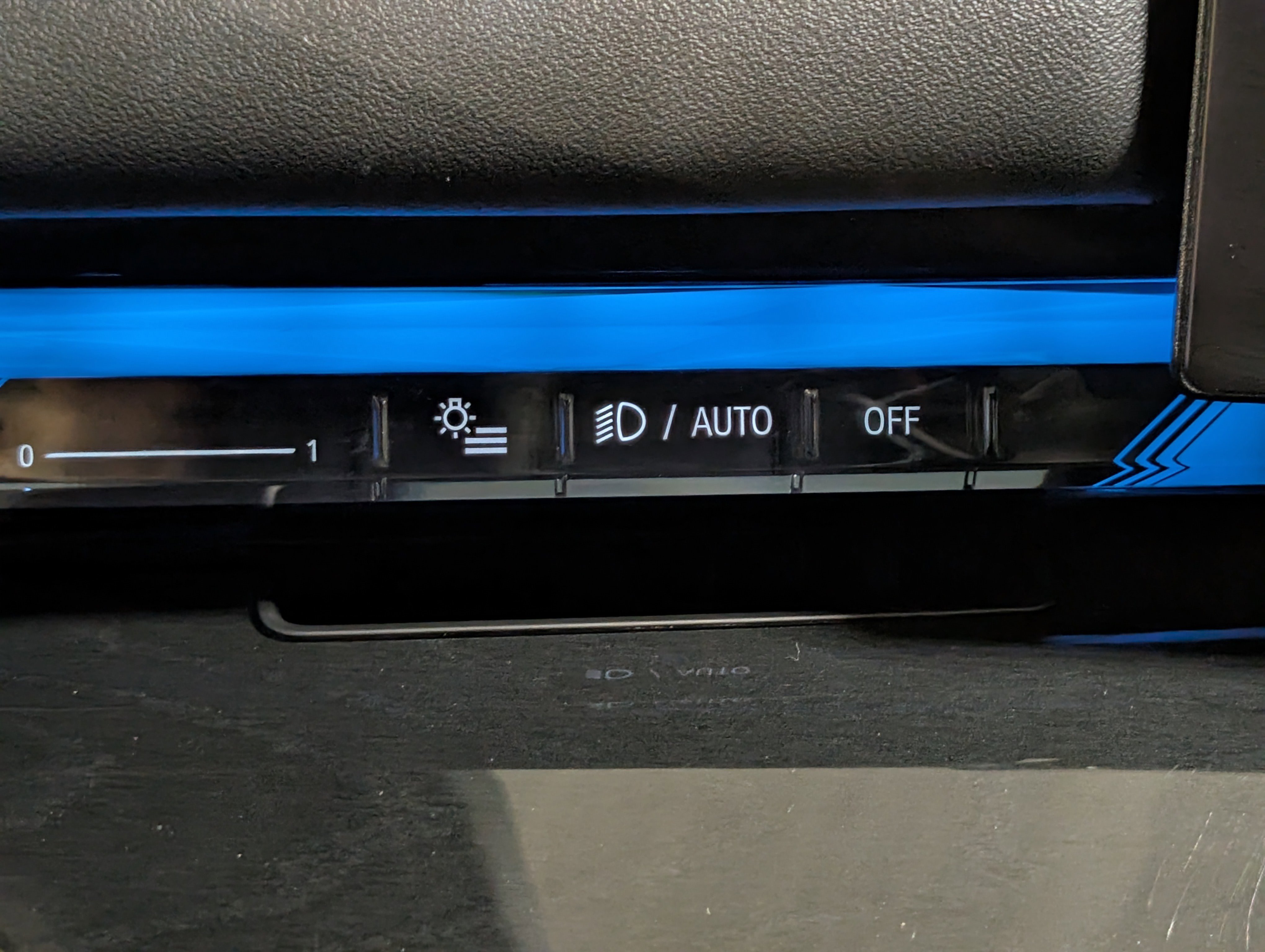 Used 2024 BMW i5 M60 w/ Premium Package image 27