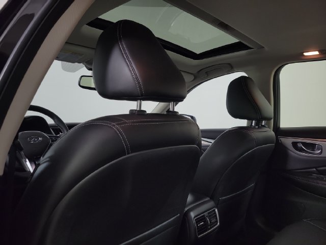 Used 2023 INFINITI Q50 Luxe w/ Cargo Package RWD image 14