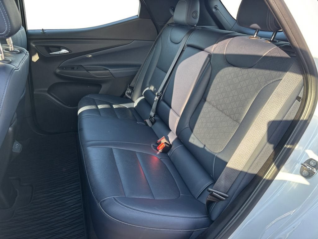 Certified 2022 Chevrolet Bolt EUV Premier w/ Launch Edition FWD image 16