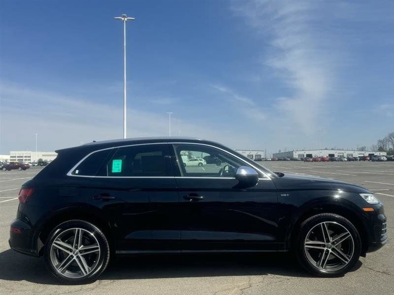 Used 2018 Audi SQ5 Premium Plus w/ Navigation Package image 4