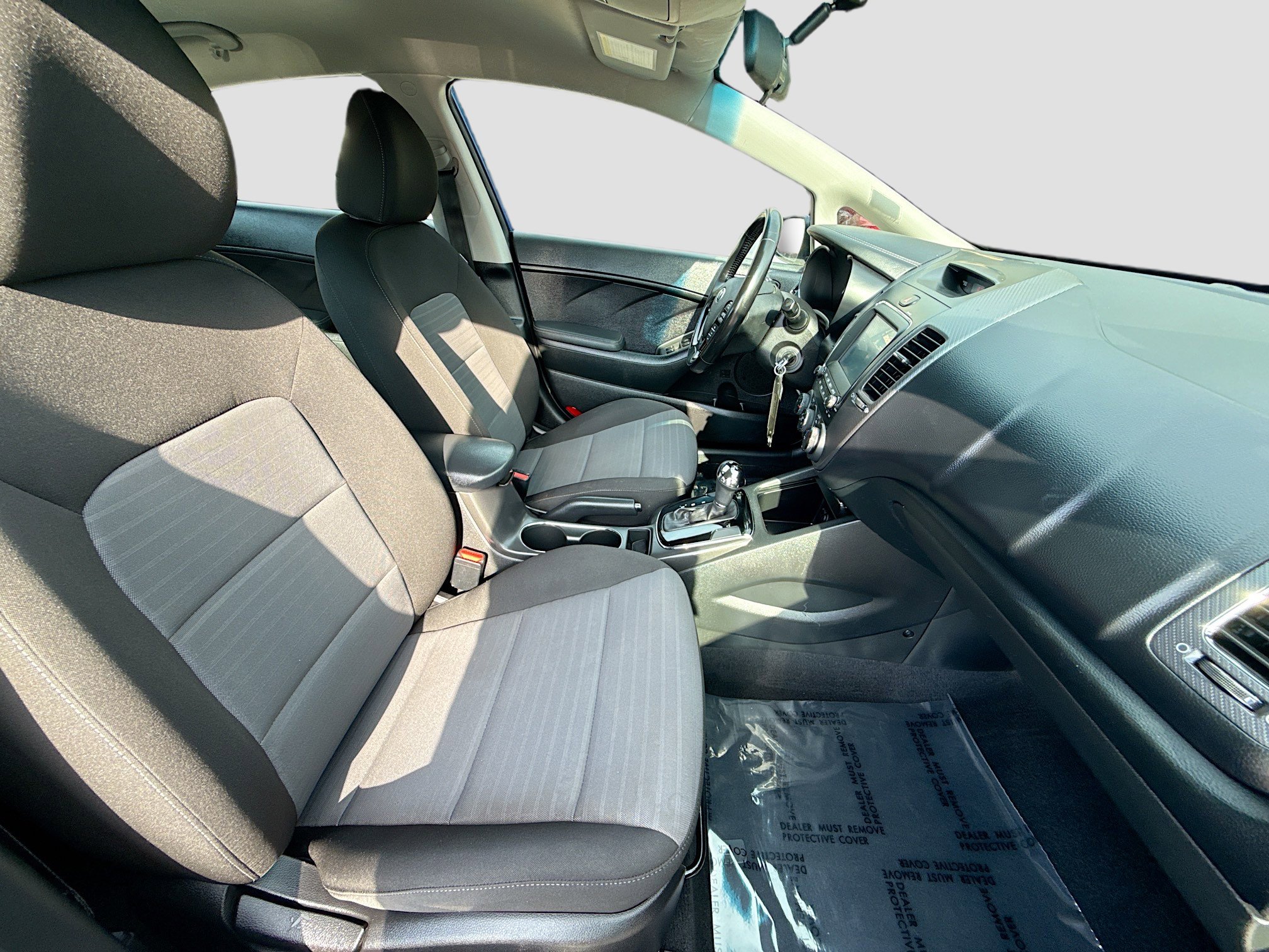 Used 2018 Kia Forte S image 30