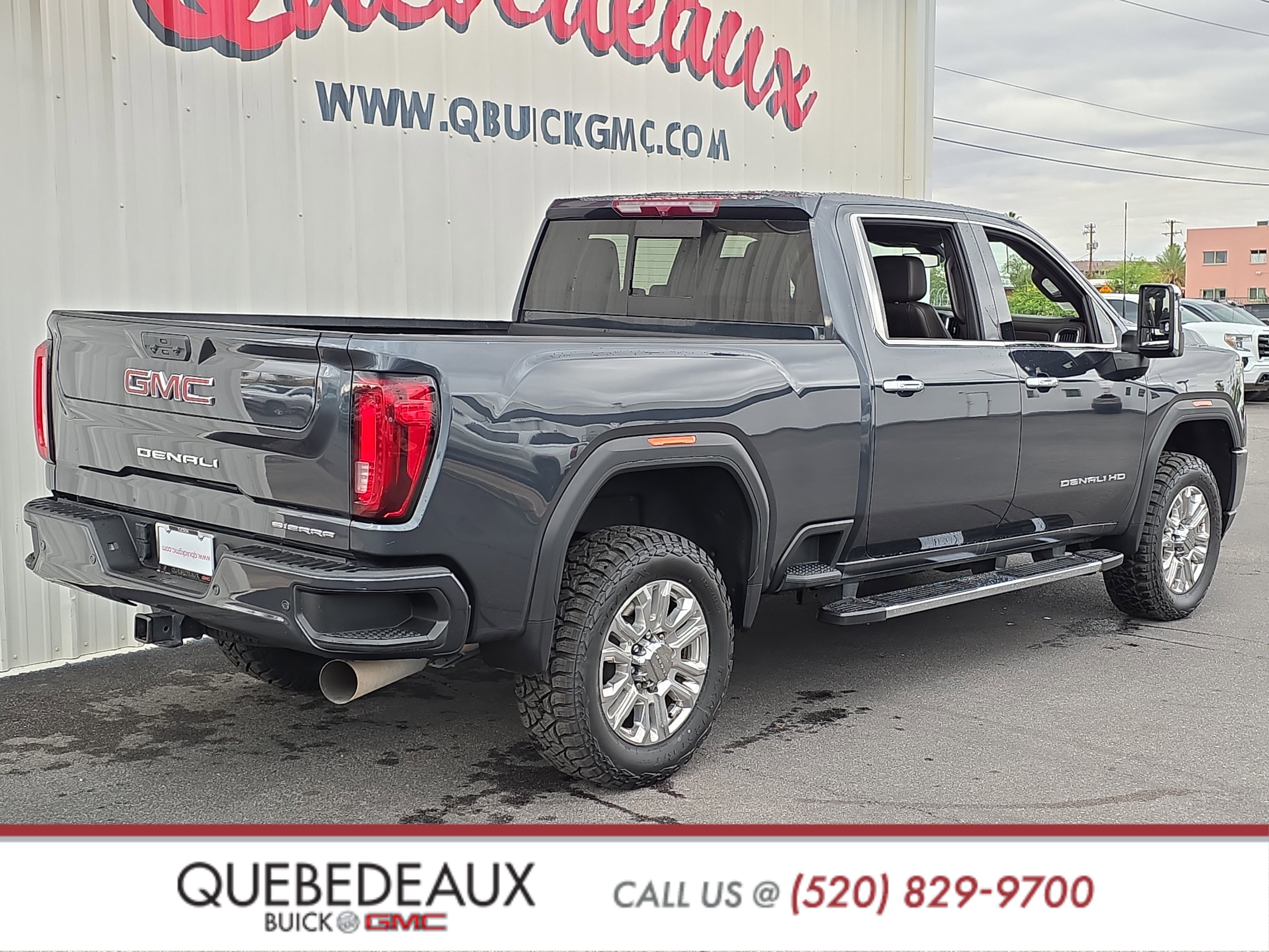 Used 2023 GMC Sierra 3500 Denali AWD/4WD image 9