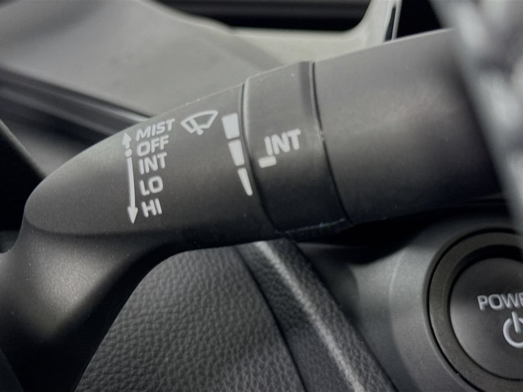 Used 2025 Toyota Prius LE FWD image 14