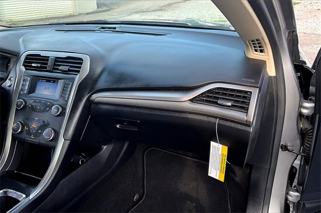 Used 2020 Ford Fusion S image 16