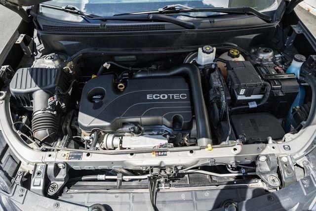 Used 2018 Chevrolet Equinox LT w/ Sun & Infotainment Package image 20