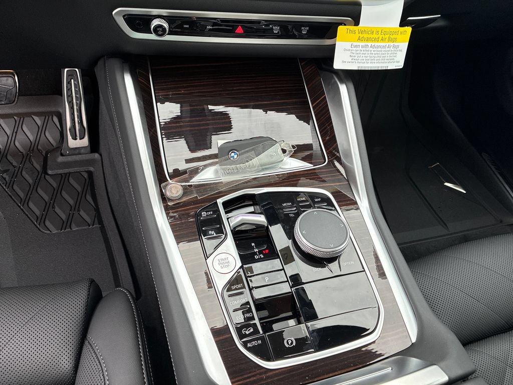 New 2027 BMW X6 xDrive40i w/ Climate Comfort Package AWD/4WD image 15