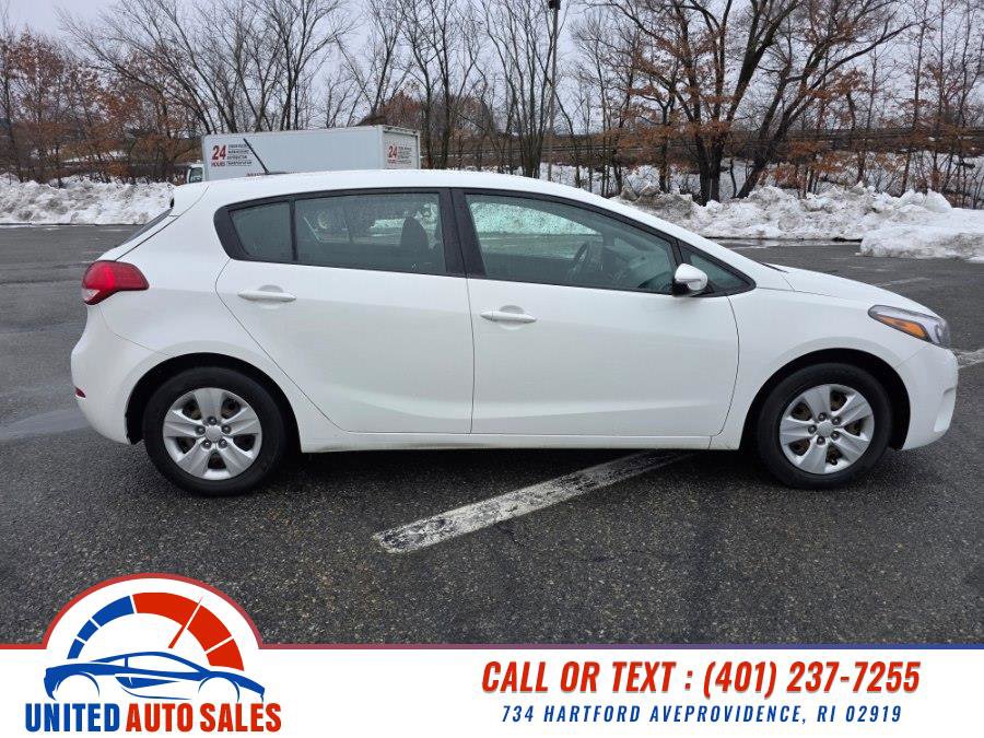 Used 2018 Kia Forte LX image 6