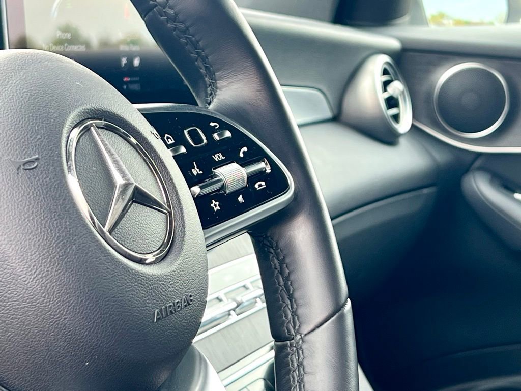 Certified 2022 Mercedes-Benz GLC 300 4MATIC image 33
