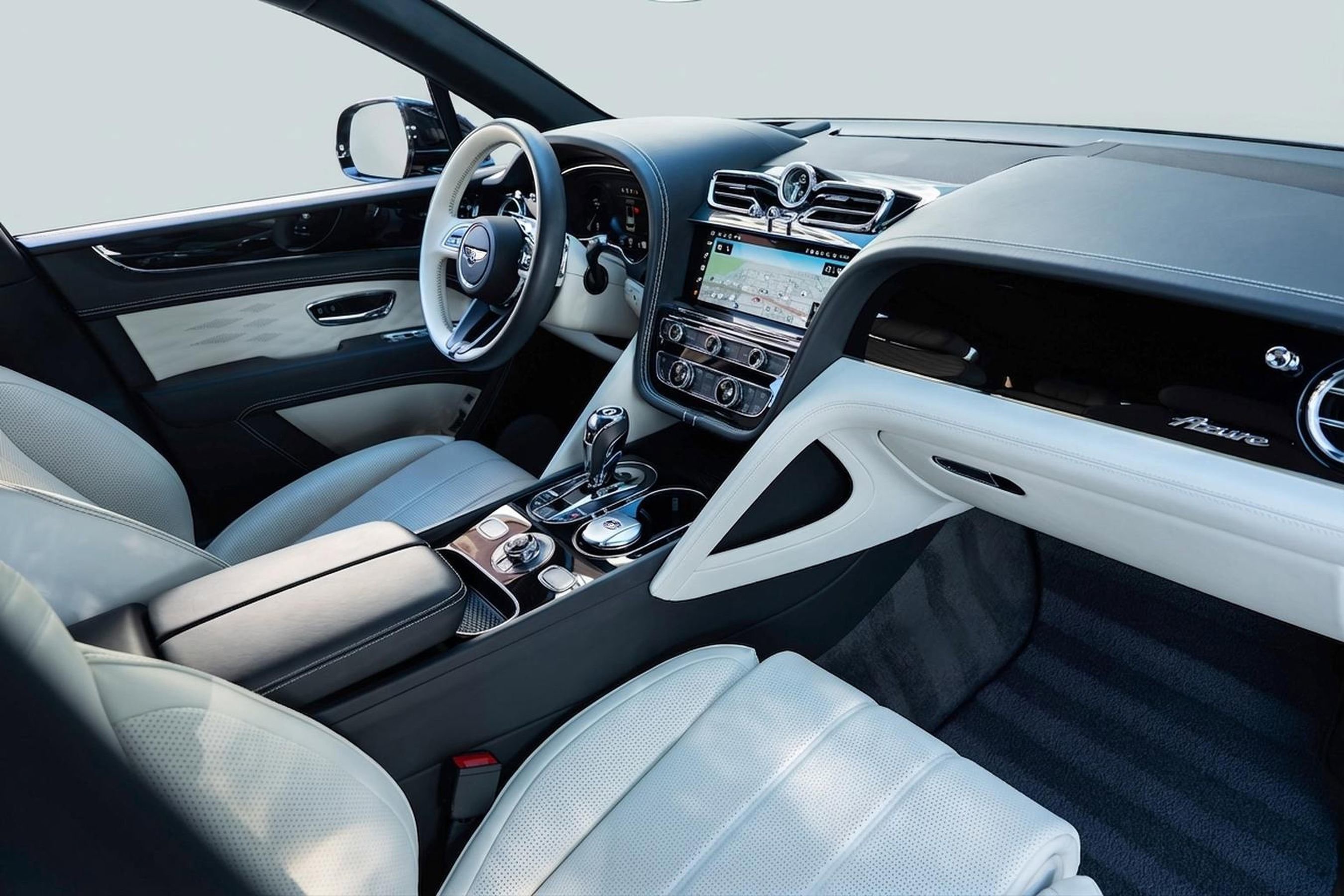 Used 2023 Bentley Bentayga Extended Wheelbase image 2