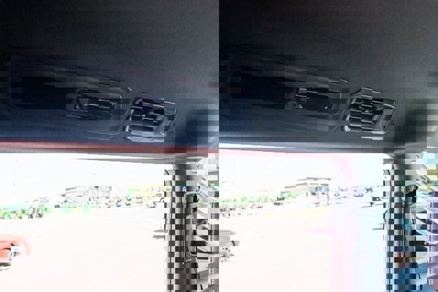 New 2025 Volkswagen ID. Buzz Pro S image 36