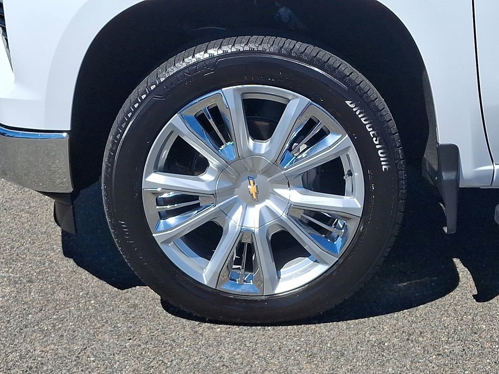 Used 2025 Chevrolet Silverado 1500 LTZ w/ LTZ Premium Package image 8