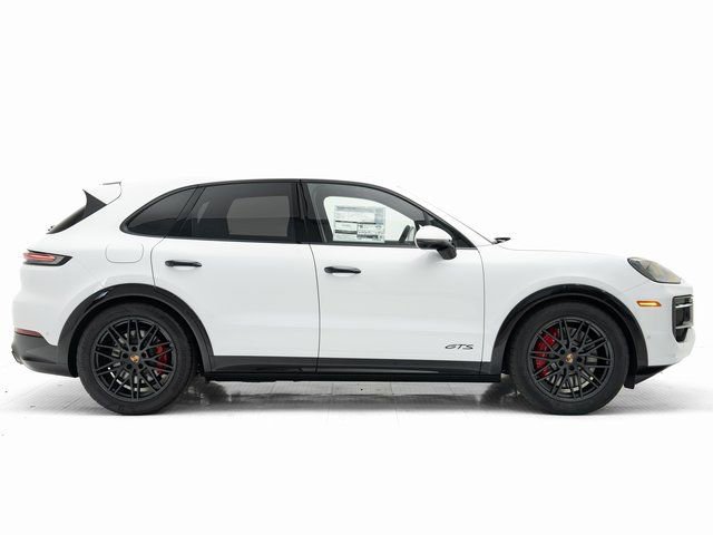 New 2026 Porsche Cayenne GTS image 32