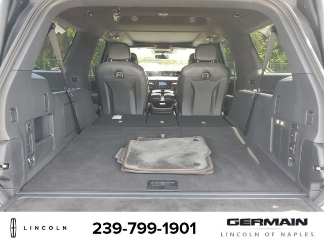 New 2025 Lincoln Navigator L Black Label image 21