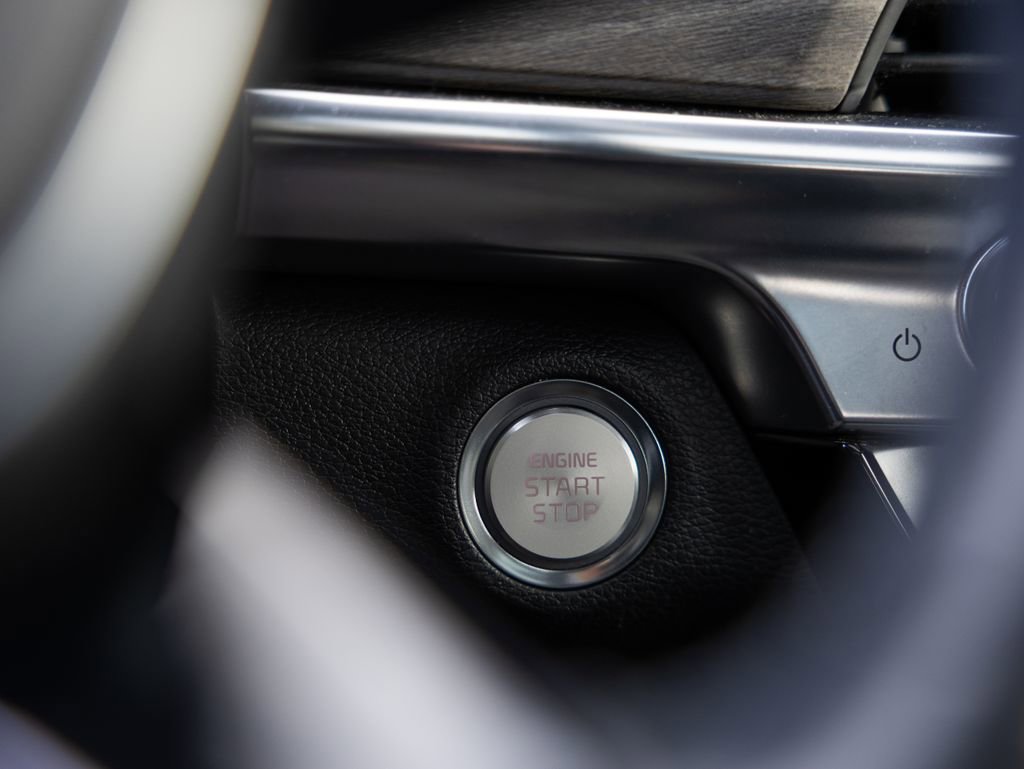 Used 2022 Kia Telluride SX w/ SX Prestige Package image 18