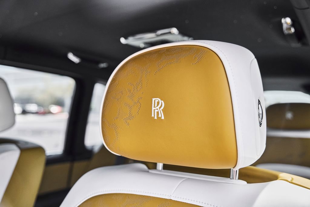 Used 2026 Rolls-Royce Cullinan Black Badge AWD/4WD image 56