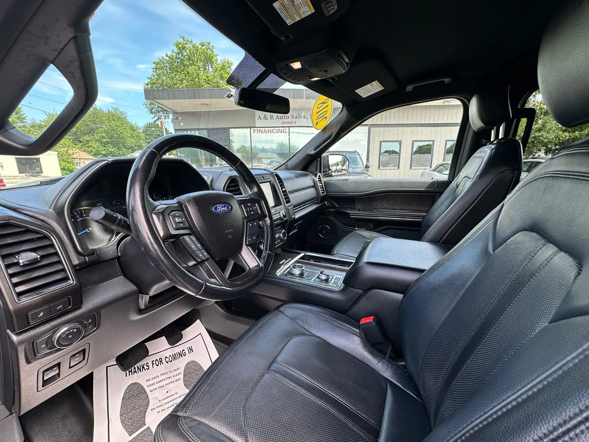 Used 2018 Ford Expedition Max Limited image 15