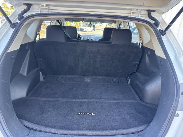Used 2015 Nissan Rogue S w/ Convenience Package FWD image 12